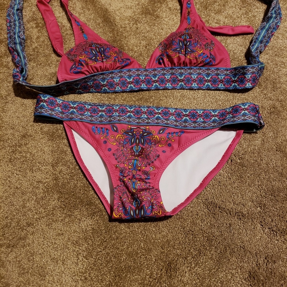 Bathing suit